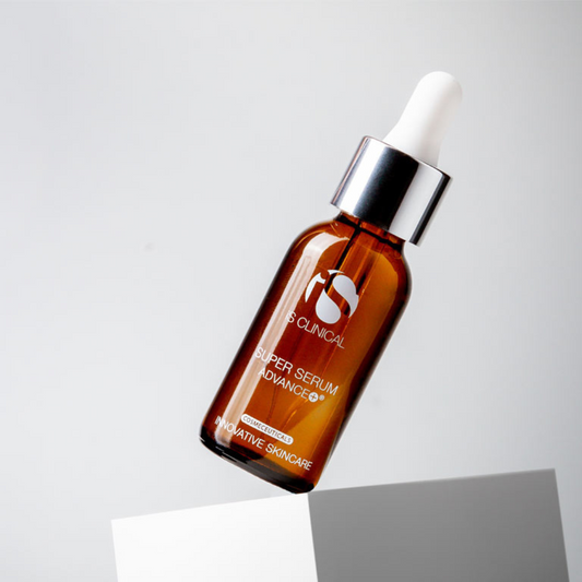 Rewolucja w Pielęgnacji: iS Clinical Super Serum Advance+
